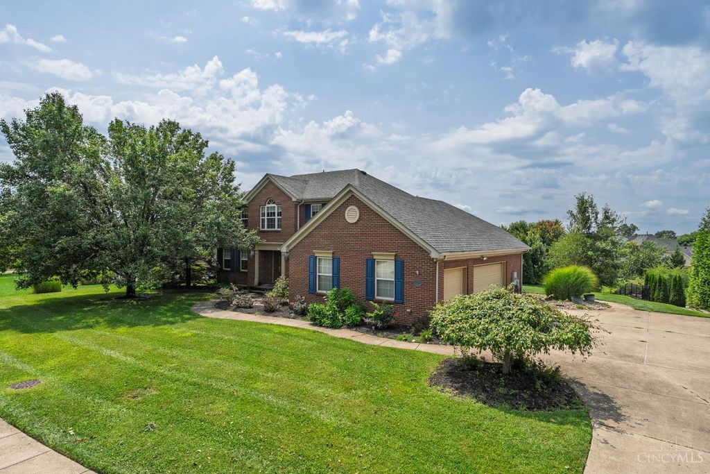 5593 Eden Ridge Drive, Green Twp, OH 45247
