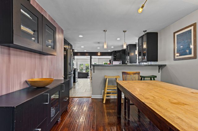 133 SUTTON RD, Ardmore, PA 19003