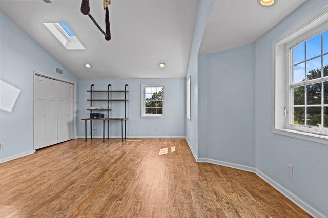 133 SUTTON RD, Ardmore, PA 19003
