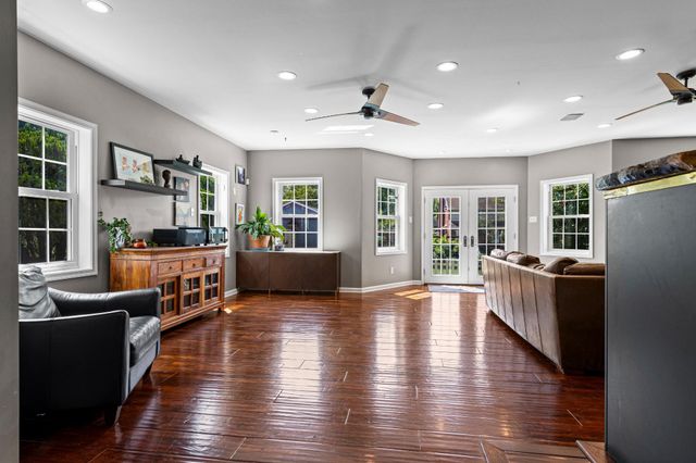 133 SUTTON RD, Ardmore, PA 19003