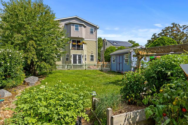 133 SUTTON RD, Ardmore, PA 19003