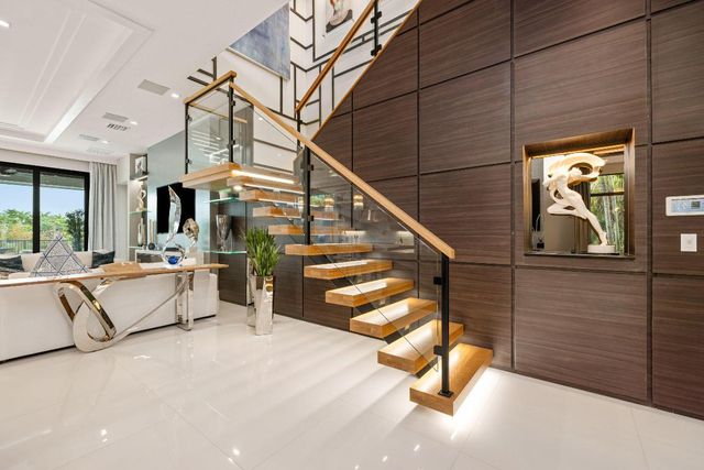 5704 Gauguin Terrace, Palm Beach Gardens, FL 33418