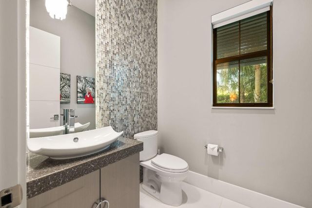 5704 Gauguin Terrace, Palm Beach Gardens, FL 33418