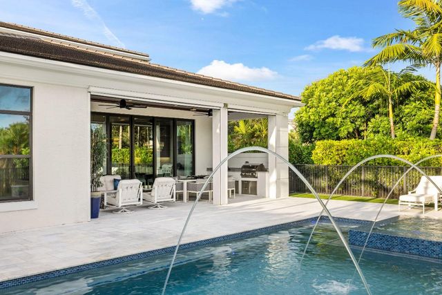 5704 Gauguin Terrace, Palm Beach Gardens, FL 33418