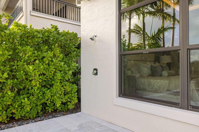 5704 Gauguin Terrace, Palm Beach Gardens, FL 33418