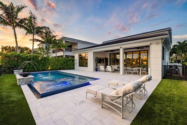 5704 Gauguin Terrace, Palm Beach Gardens, FL 33418