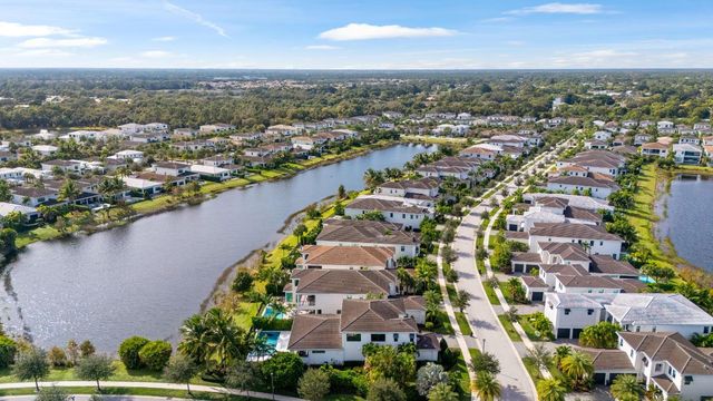 5704 Gauguin Terrace, Palm Beach Gardens, FL 33418