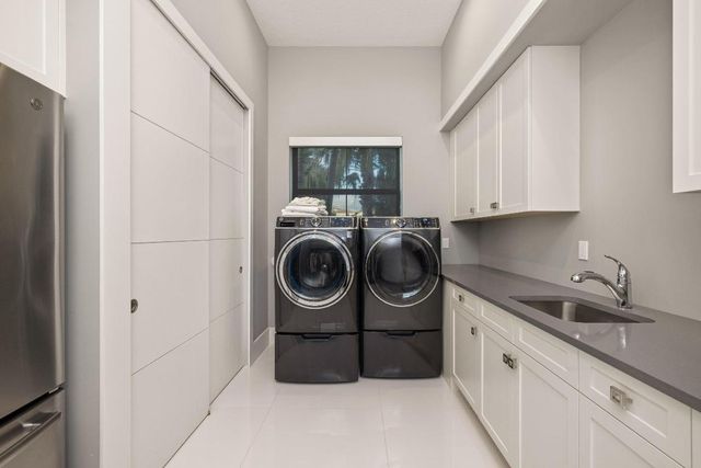 5704 Gauguin Terrace, Palm Beach Gardens, FL 33418