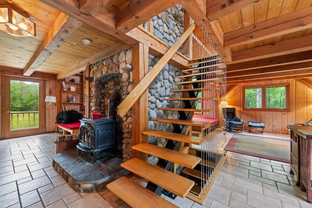 269 Knowles Hill Road, Alexandria, NH 03222