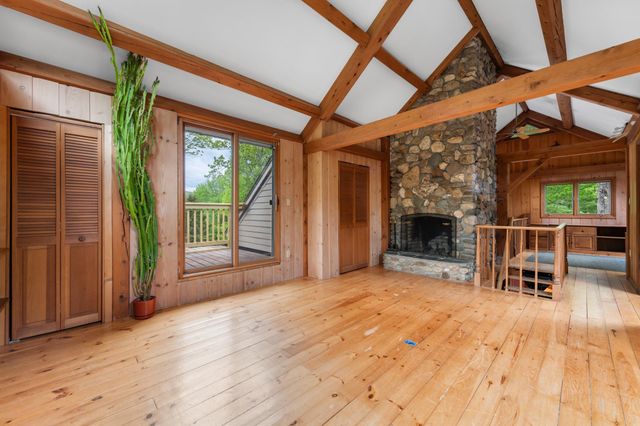 269 Knowles Hill Road, Alexandria, NH 03222