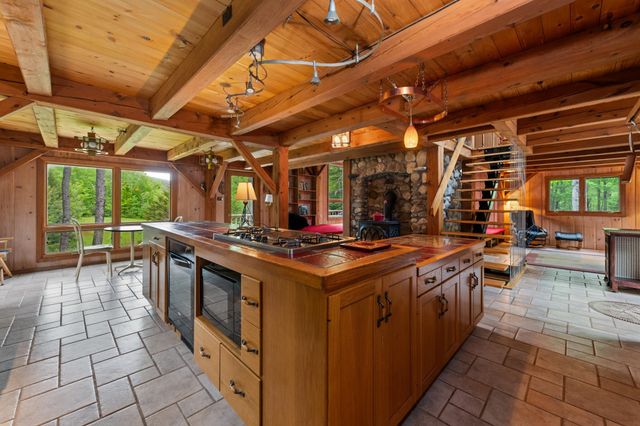 269 Knowles Hill Road, Alexandria, NH 03222