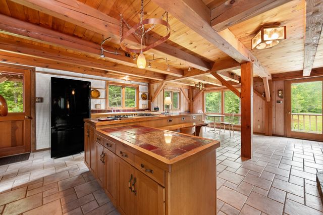 269 Knowles Hill Road, Alexandria, NH 03222