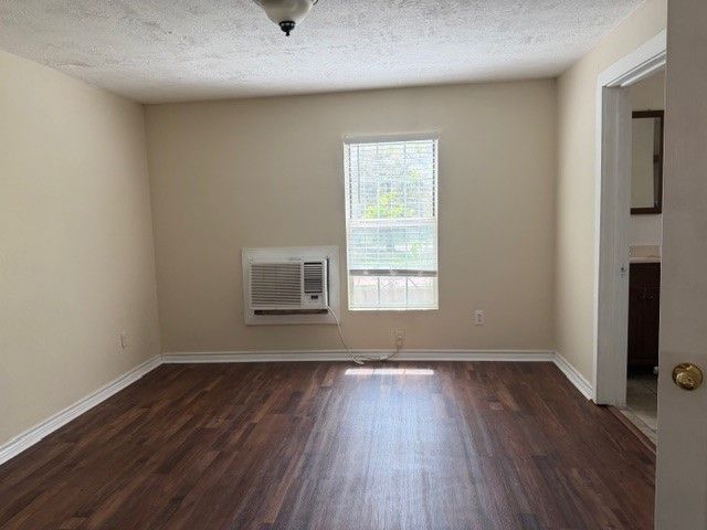 203 A W Randolph Avenue, Bryan, TX 77803