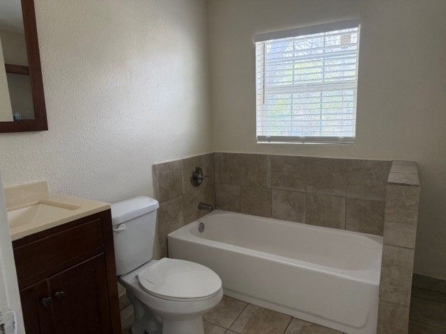 203 A W Randolph Avenue, Bryan, TX 77803