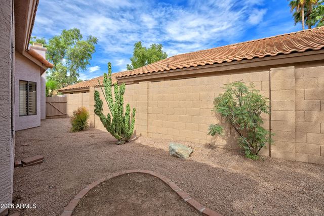57 E RANCH Road, Tempe, AZ 85284
