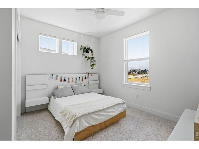 5588 Cottontail Dr, Longmont, CO 80503