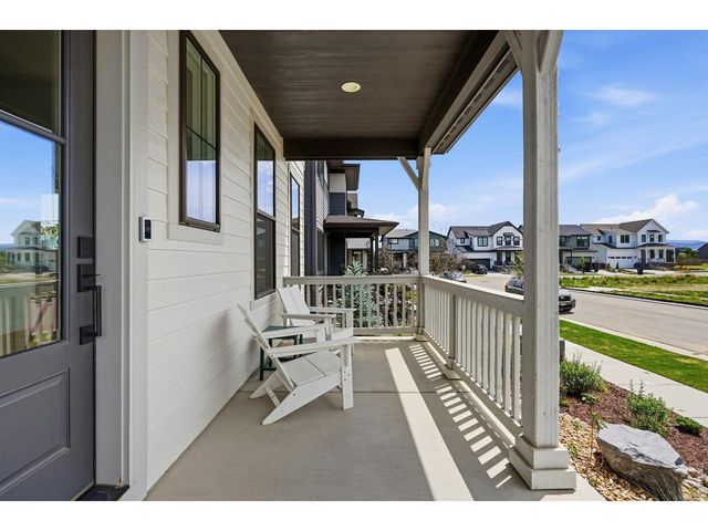 5588 Cottontail Dr, Longmont, CO 80503