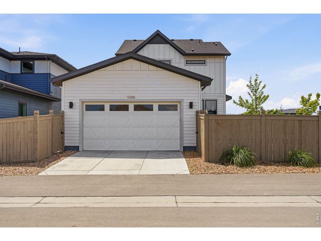 5588 Cottontail Dr, Longmont, CO 80503