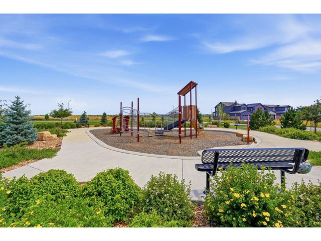 5588 Cottontail Dr, Longmont, CO 80503