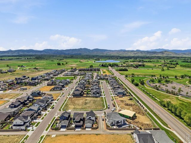 5588 Cottontail Dr, Longmont, CO 80503