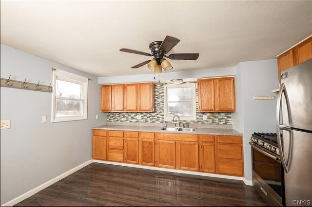 14 Dewey Drive, Hastings, NY 13036