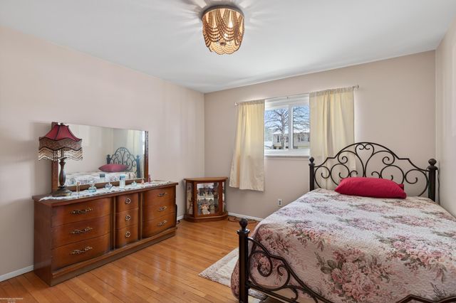 36145 Almont Drive, Sterling Heights, MI 48310