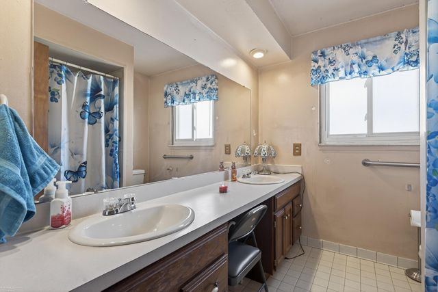 36145 Almont Drive, Sterling Heights, MI 48310