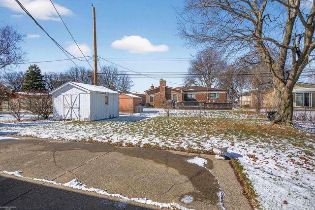 36145 Almont Drive, Sterling Heights, MI 48310