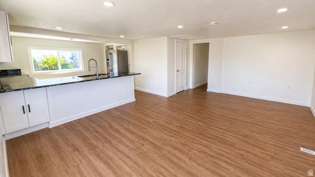 Image 2 of property listing at 54 S HALE ST, Grantsville, UT 84029