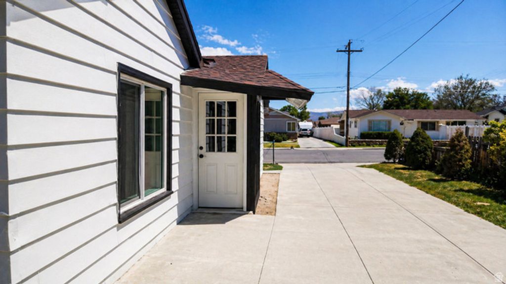 Image 11 of property listing at 54 S HALE ST, Grantsville, UT 84029