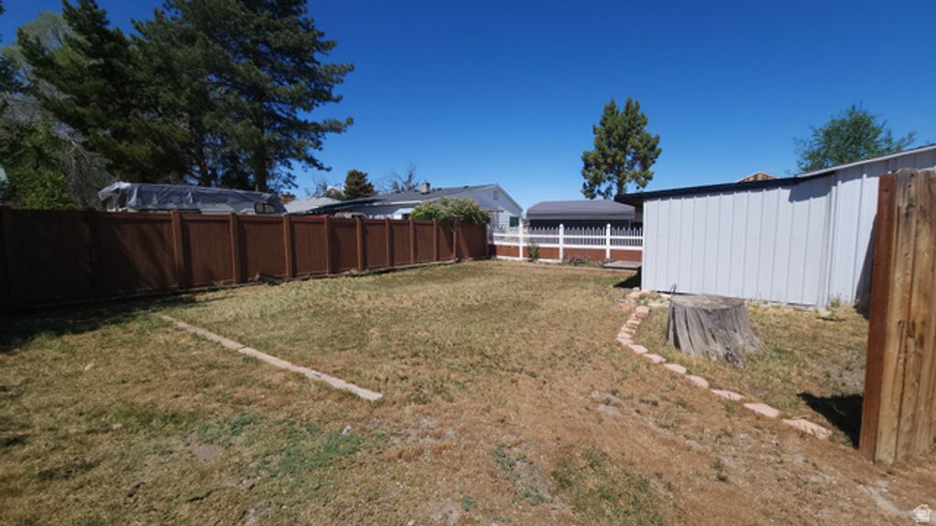 Image 14 of property listing at 54 S HALE ST, Grantsville, UT 84029