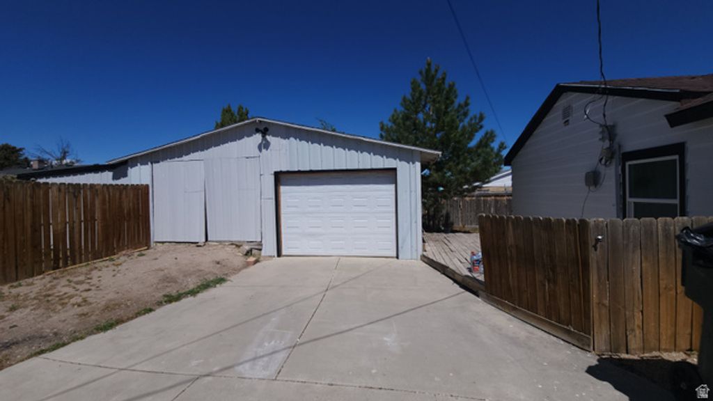 Image 16 of property listing at 54 S HALE ST, Grantsville, UT 84029