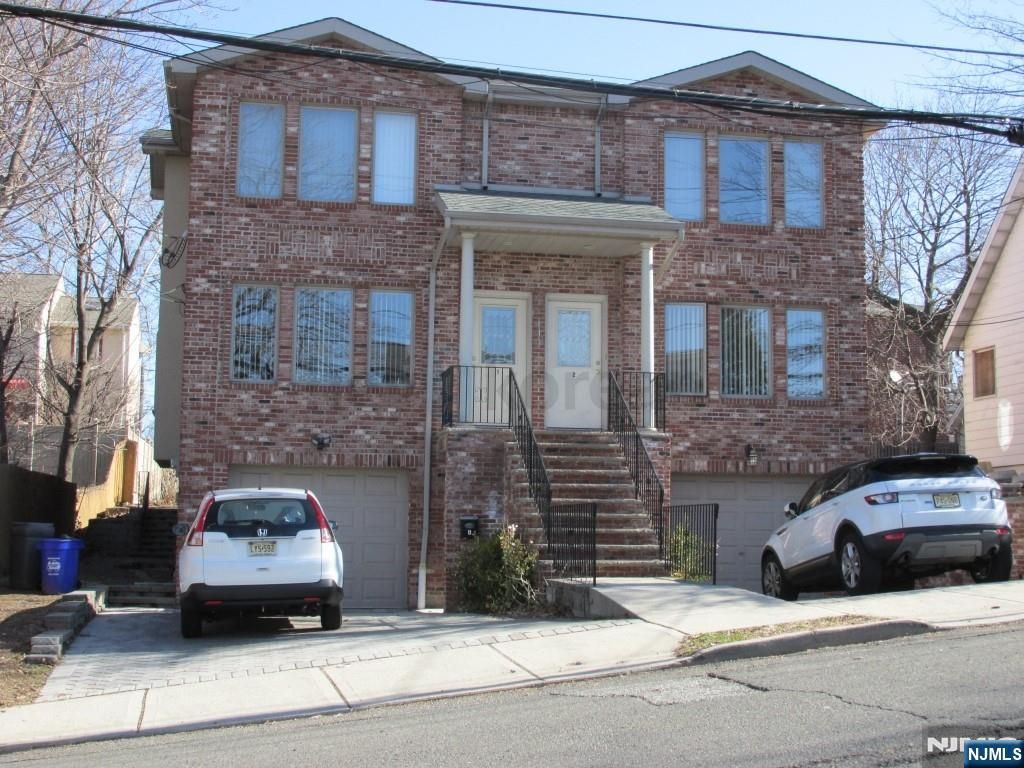 843 Pleasantview Terrace, Ridgefield, NJ 07657
