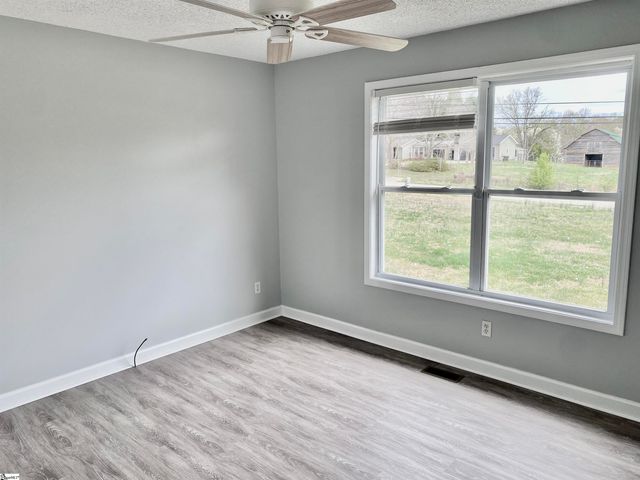 426 Anderson Ridge Road, Greer, SC 29651