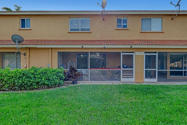 3070 Waddell Avenue, West Palm Beach, FL 33411