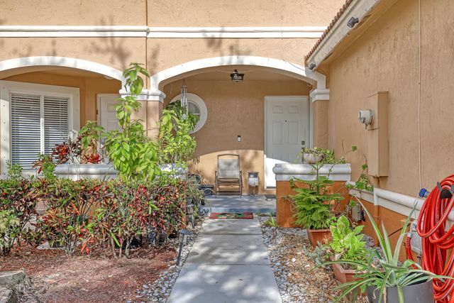 3070 Waddell Avenue, West Palm Beach, FL 33411