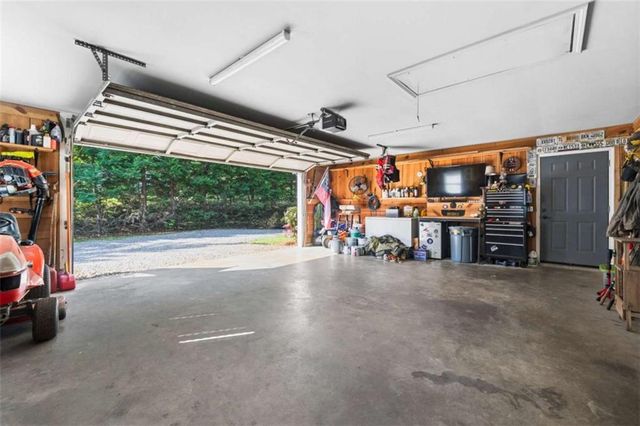 2777 Chickadee Drive, Monroe, GA 30655