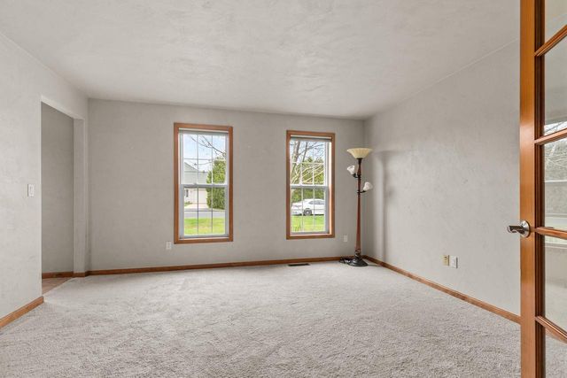 3663 HICKORY RIDGE ROAD, Oshkosh, WI 54904