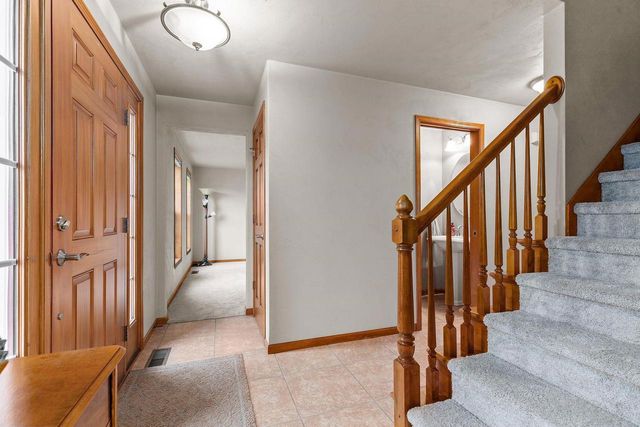 3663 HICKORY RIDGE ROAD, Oshkosh, WI 54904
