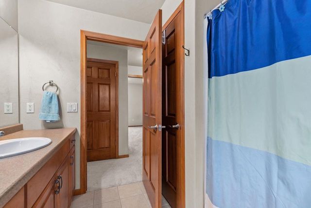 3663 HICKORY RIDGE ROAD, Oshkosh, WI 54904