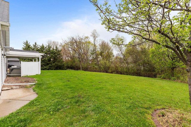 3663 HICKORY RIDGE ROAD, Oshkosh, WI 54904
