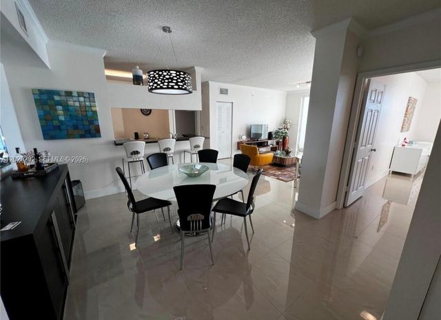 17100 N Bay Road 1605, Sunny Isles Beach, FL 33160