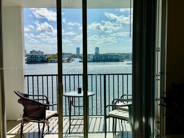 17100 N Bay Road 1605, Sunny Isles Beach, FL 33160