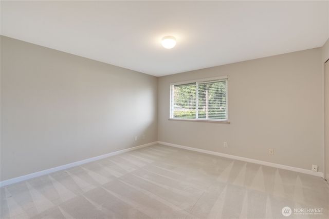 1051 Madison Avenue N, Bainbridge Island, WA 98110