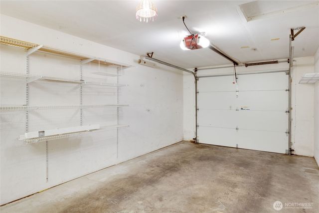 1051 Madison Avenue N, Bainbridge Island, WA 98110