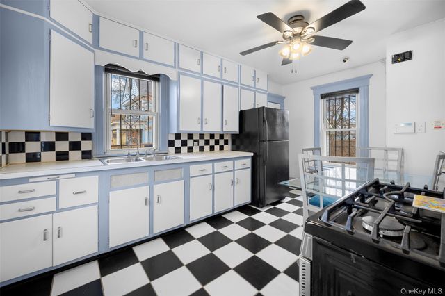 217 Bennett Avenue, Hempstead, NY 11550