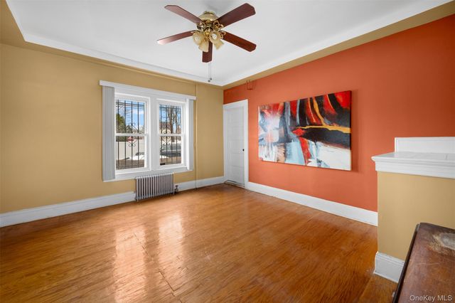 217 Bennett Avenue, Hempstead, NY 11550