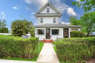 217 Bennett Avenue, Hempstead, NY 11550