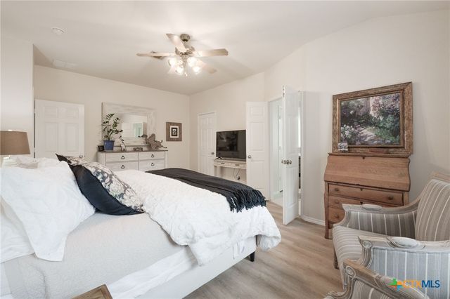 413 Weeping Willow Drive, Temple, TX 76502