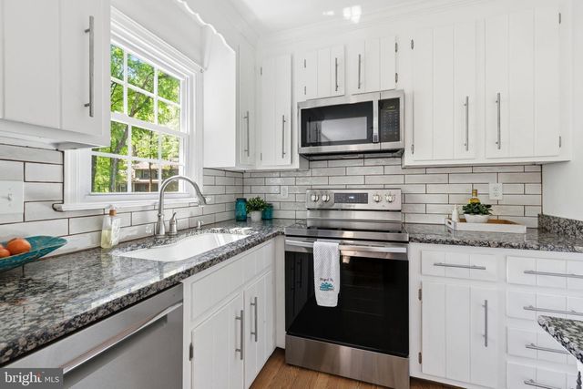 11213 PINEWOOD CT, Henrico, VA 23238